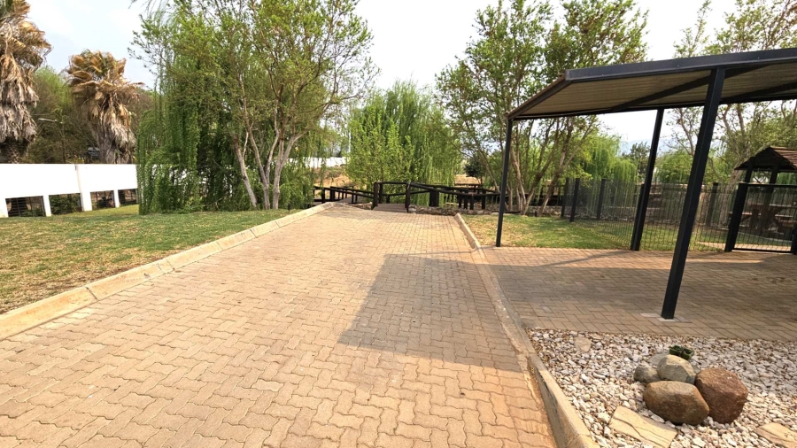 1 Bedroom Property for Sale in Melodie North West